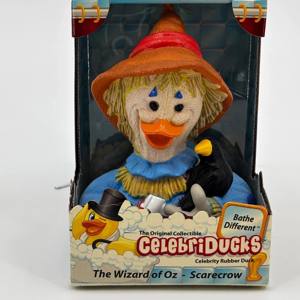 CelebriDucks Rubber Duck Blue Wizard‎ of Oz Scarecrow 2006 81009 Jeep